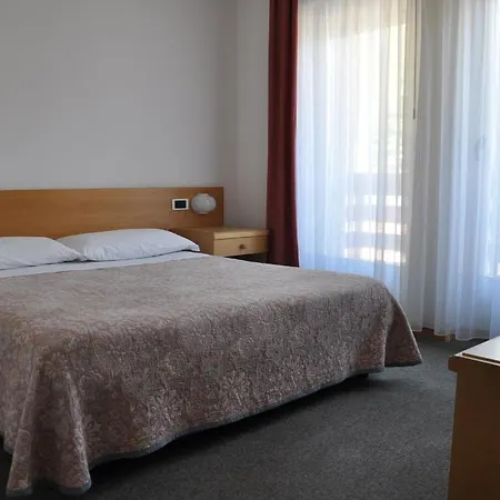 Ideal 3* Sarche di Calavino